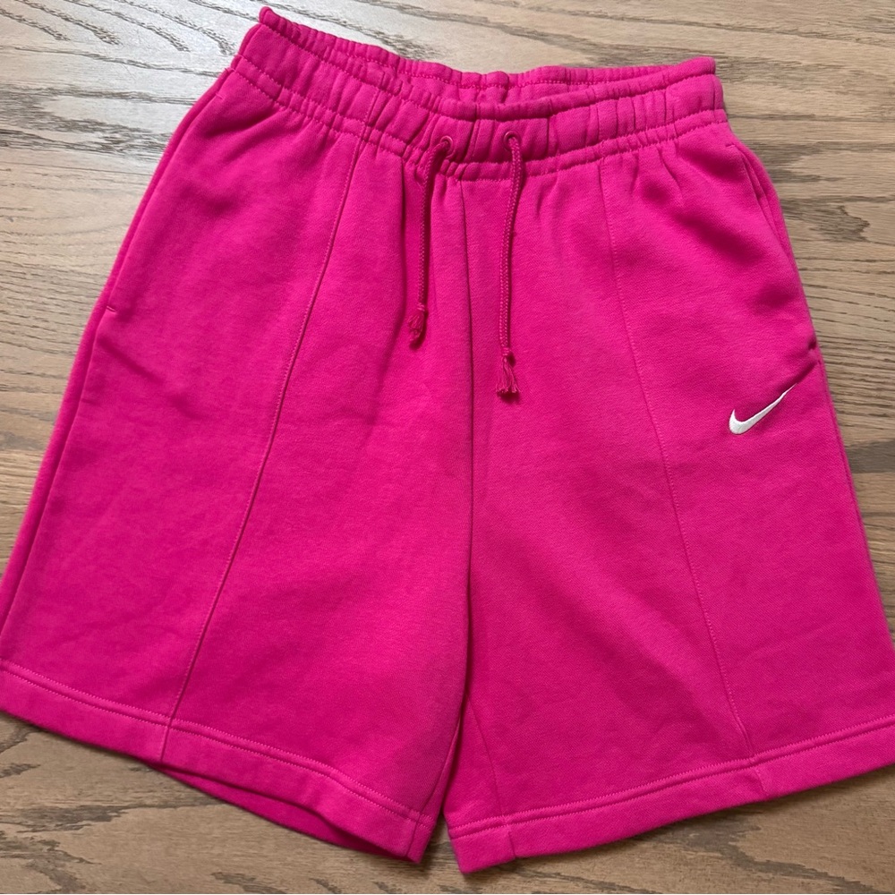 Nike Pink Fleece Sweat Shorts Women’s XS Drawstring Athletic Lounge